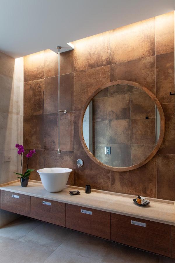 Palazzo Ferrucci Luxury Suites Кальярі Екстер'єр фото