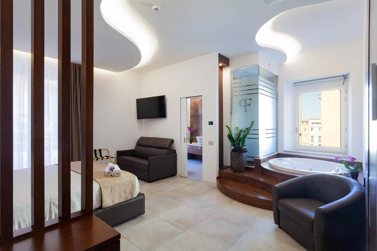 Palazzo Ferrucci Luxury Suites Кальярі Екстер'єр фото
